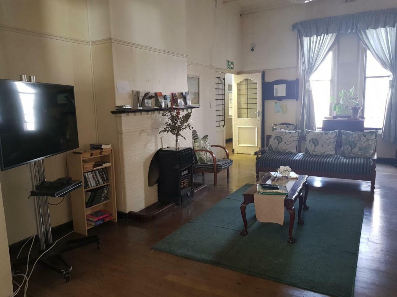 Guest house Lenox And Backpackers
