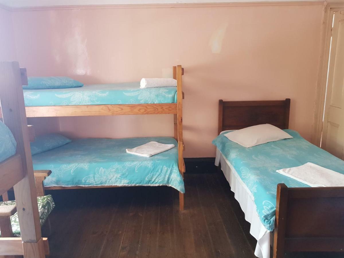 Guest house Lenox And Backpackers Cape Town