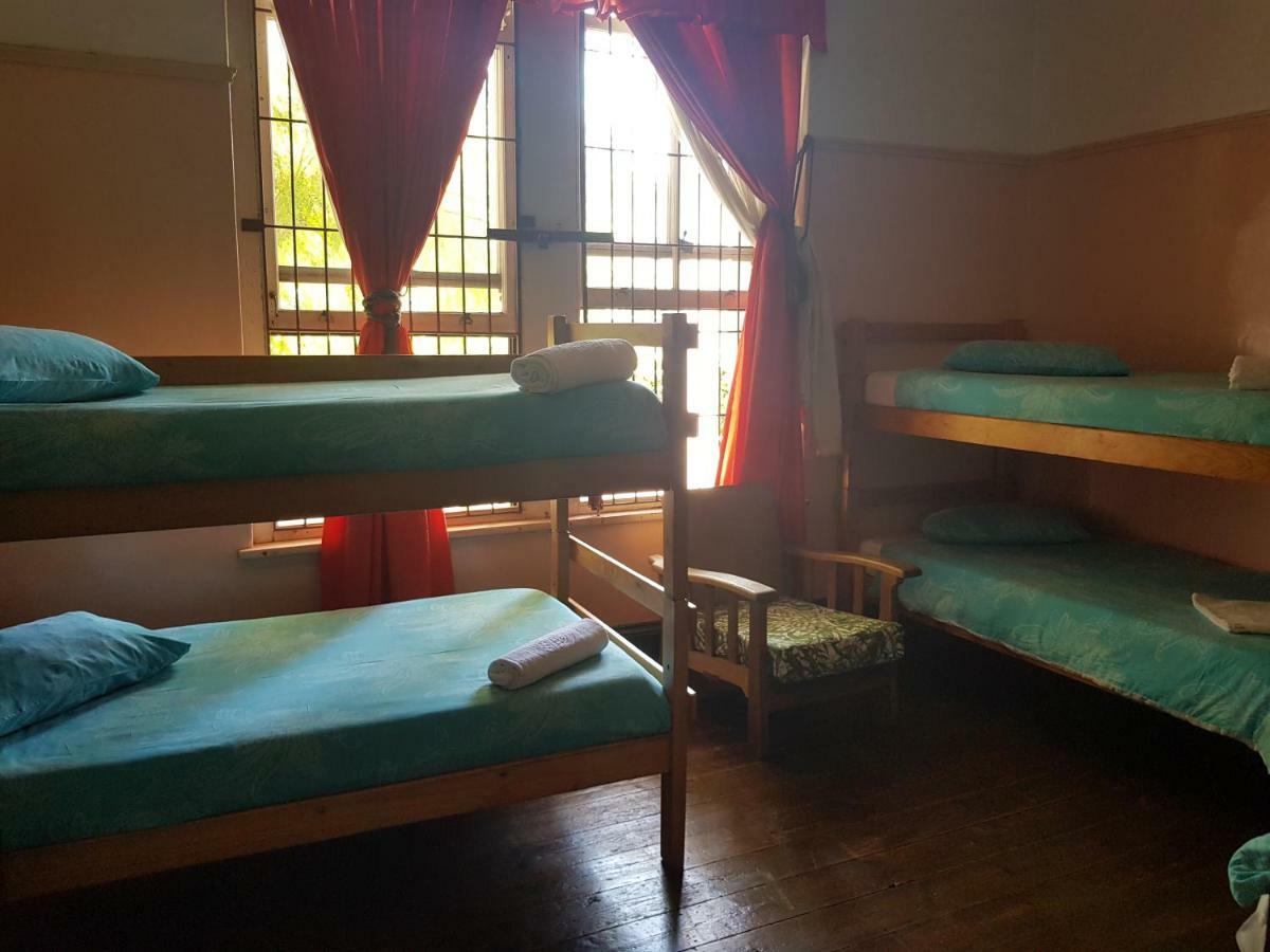 Lenox And Backpackers Guest house